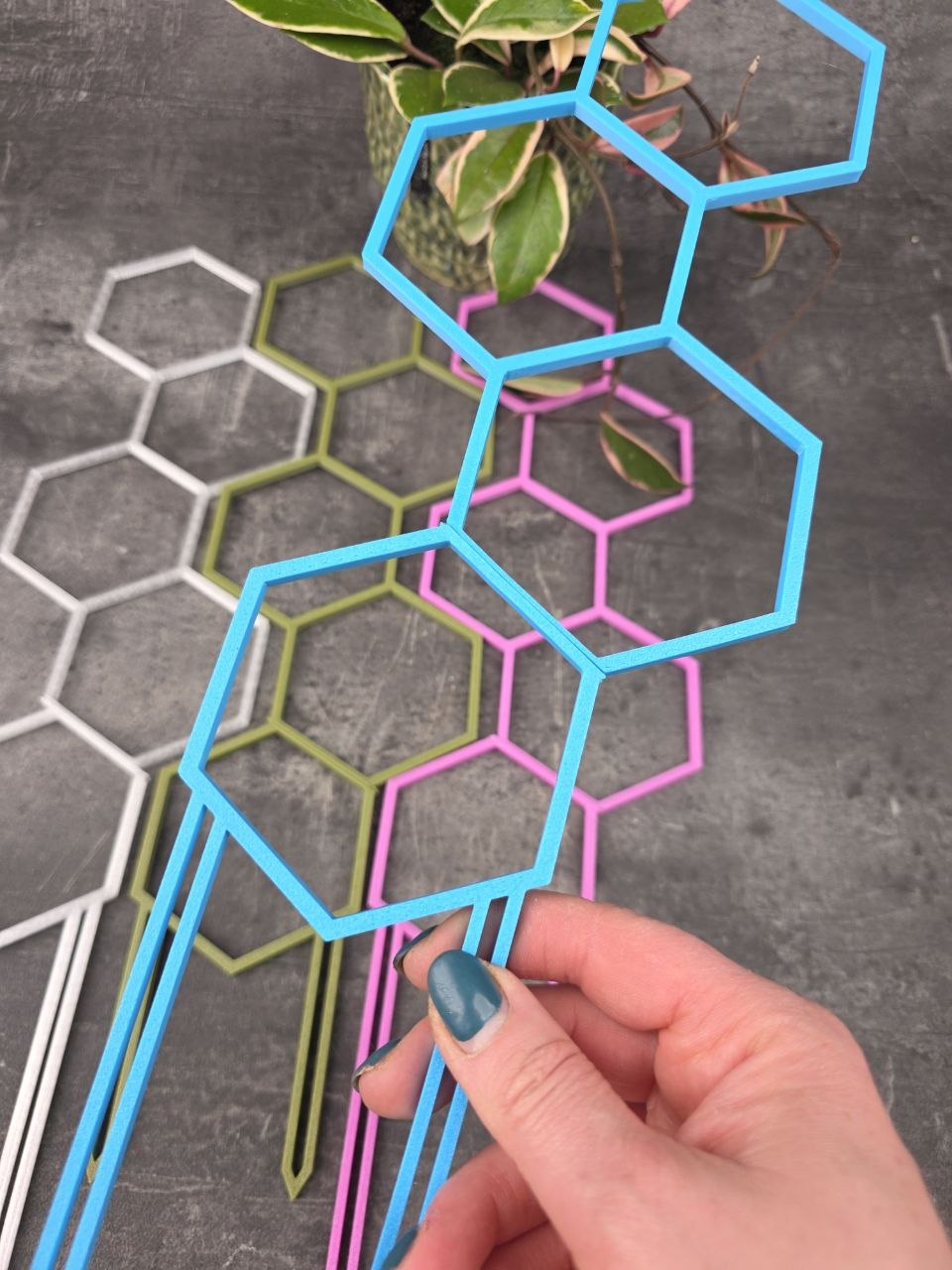 Opora mřížka 3D tisk růžová na drobné šlahounky, velikost 50 cm