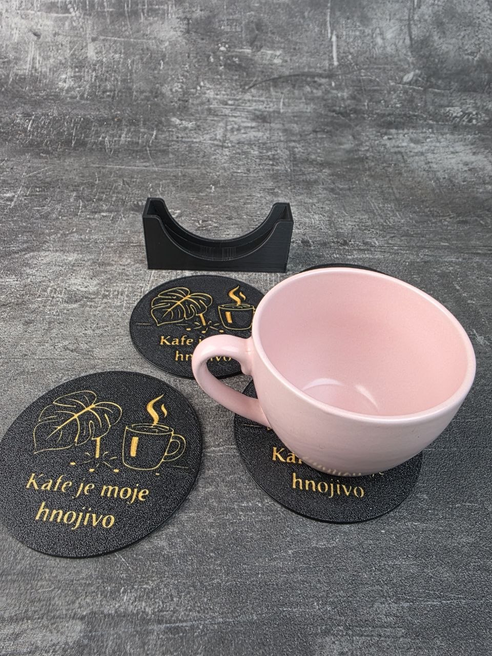 Podtácek 3D tisk motiv "Kafe je moje hnojivo"