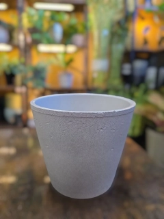 Keramický obal světle hnědý se strukturou na pr. 11cm